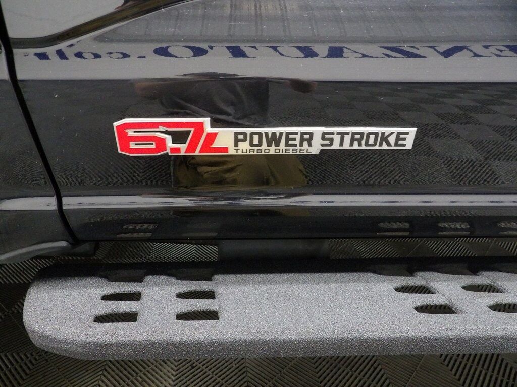 2023 Ford F-250 Super Duty 4x4 Crew Cab Lariat Fond du Lac WI