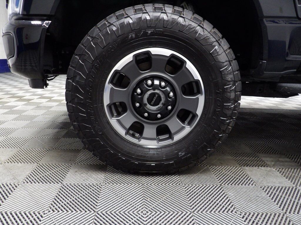 2023 Ford F-250 Super Duty 4x4 Crew Cab Lariat Fond du Lac WI