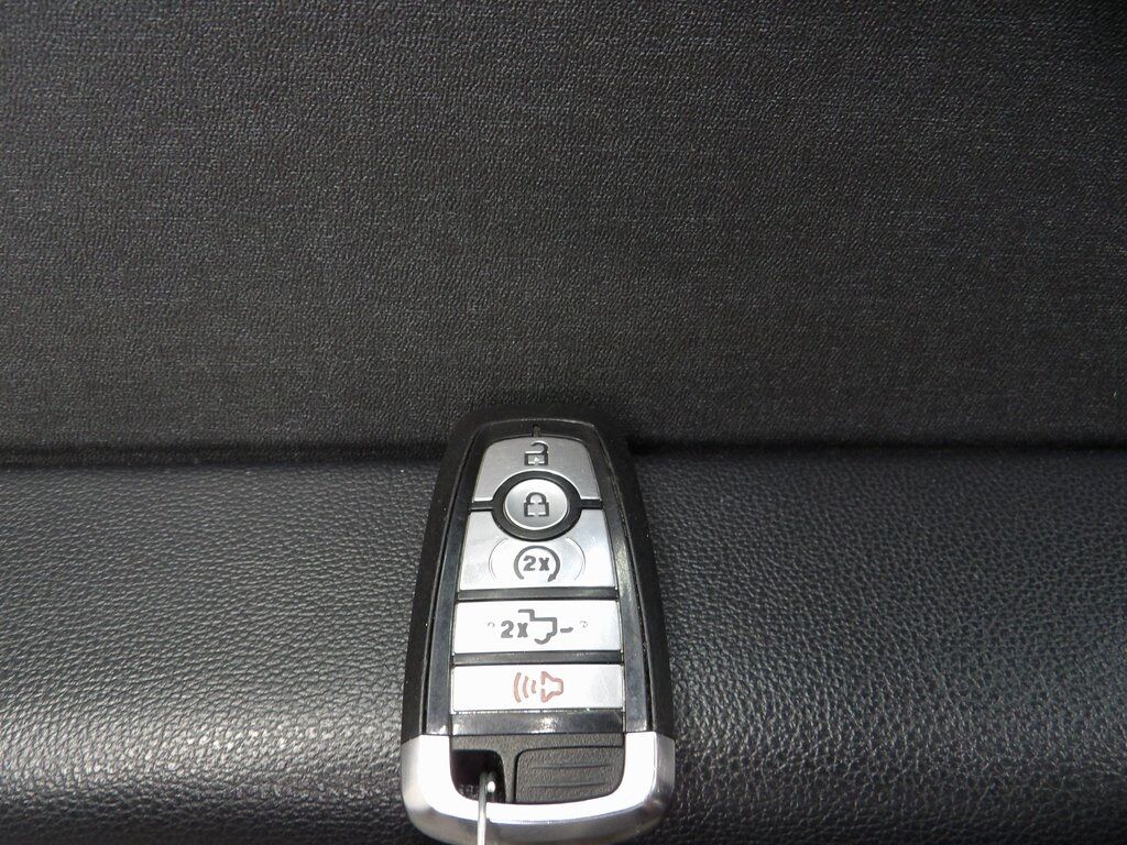 2023 Ford F-250 Super Duty 4x4 Crew Cab Lariat Fond du Lac WI