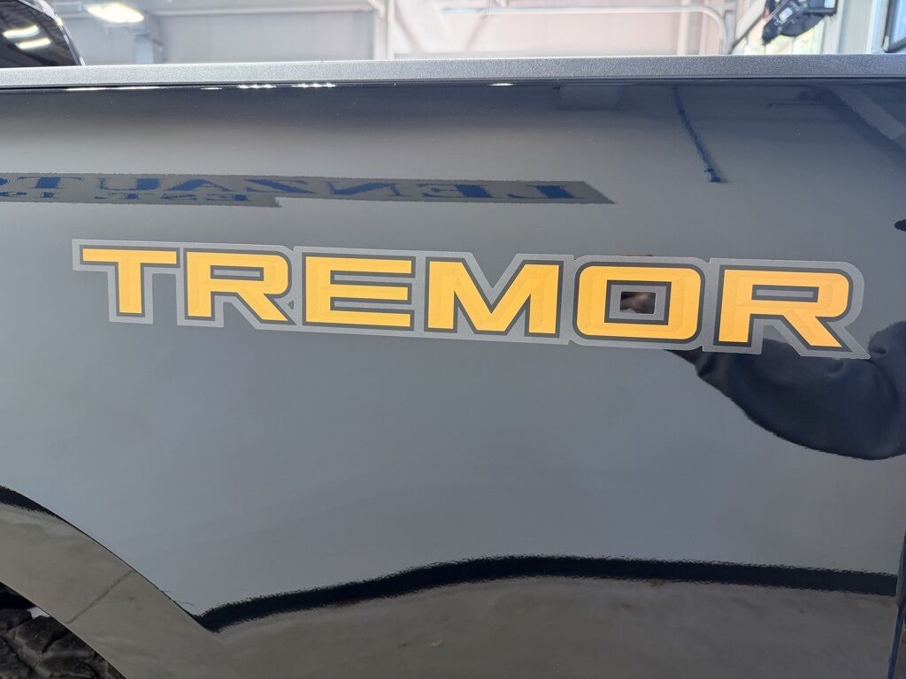 2023 Ford F-250 Super Duty 4x4 Crew Cab Lariat Minocqua WI 2023 Ford F-250 Super Duty 4x4 Crew Cab Lariat Minocqua WI