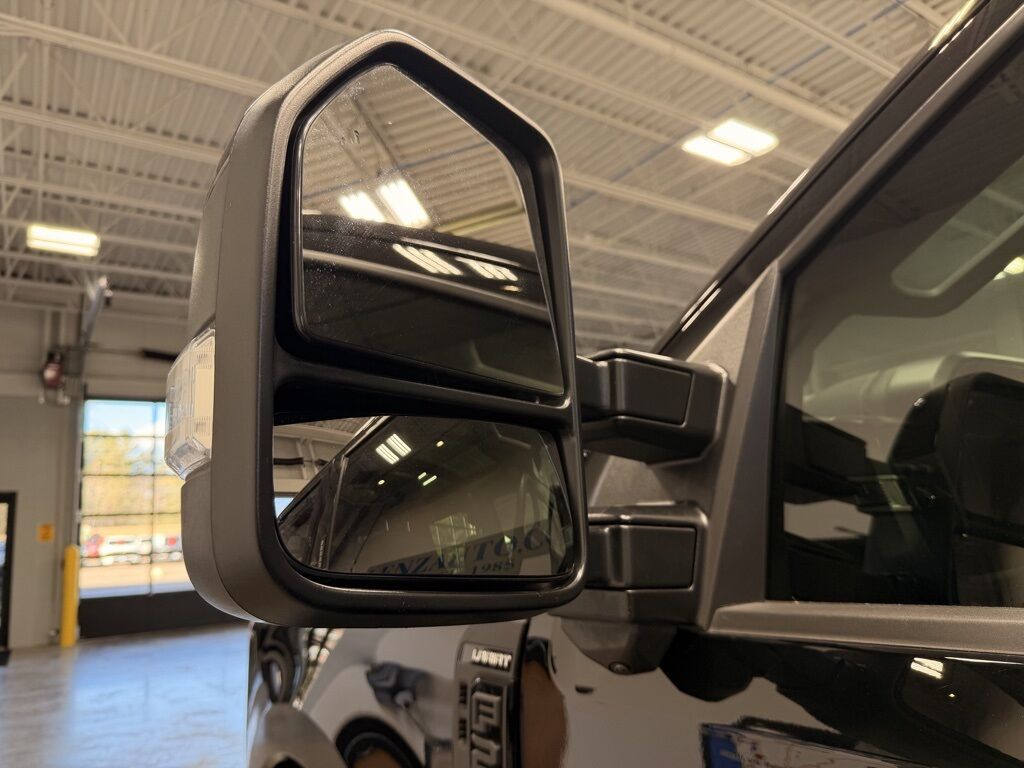 2023 Ford F-250 Super Duty 4x4 Crew Cab Lariat Minocqua WI 2023 Ford F-250 Super Duty 4x4 Crew Cab Lariat Minocqua WI