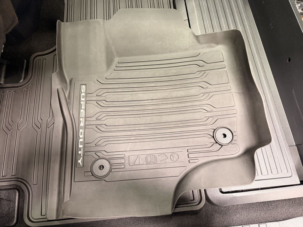 2023 Ford F-250 Super Duty 4x4 Crew Cab Lariat Minocqua WI 2023 Ford F-250 Super Duty 4x4 Crew Cab Lariat Minocqua WI