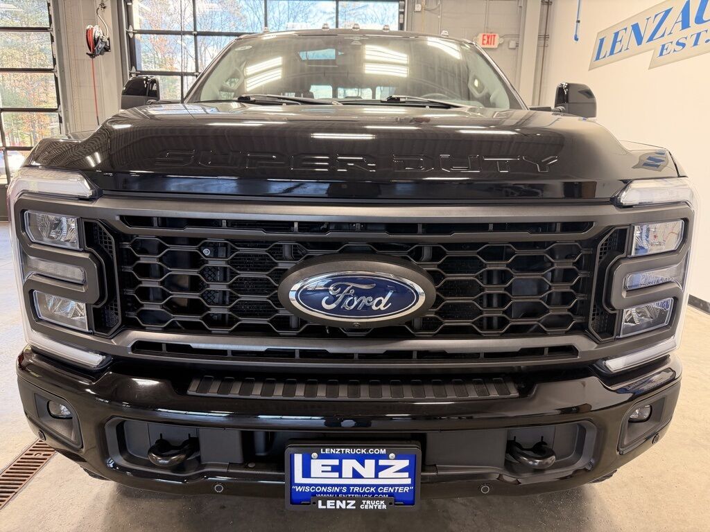 2023 Ford F-250 Super Duty 4x4 Crew Cab Lariat Minocqua WI 2023 Ford F-250 Super Duty 4x4 Crew Cab Lariat Minocqua WI
