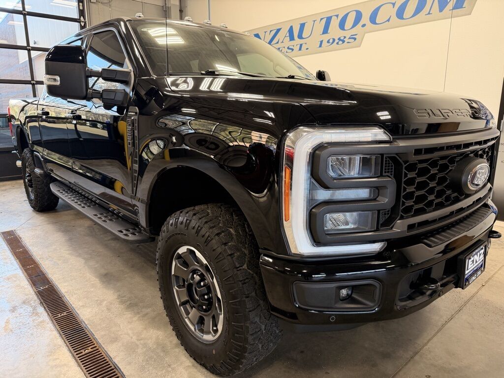 2023 Ford F-250 Super Duty 4x4 Crew Cab Lariat Minocqua WI 2023 Ford F-250 Super Duty 4x4 Crew Cab Lariat Minocqua WI