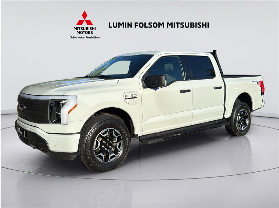 2023 Ford F150 Lightning XLT Pickup 4D 5 1/2 ft 2023 Ford F150 Lightning XLT Pickup 4D 5 1/2 ft