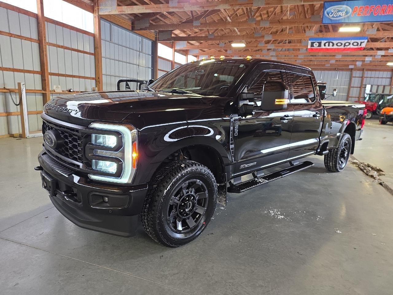 2023 Ford F-250 Super Duty Lariat's photo