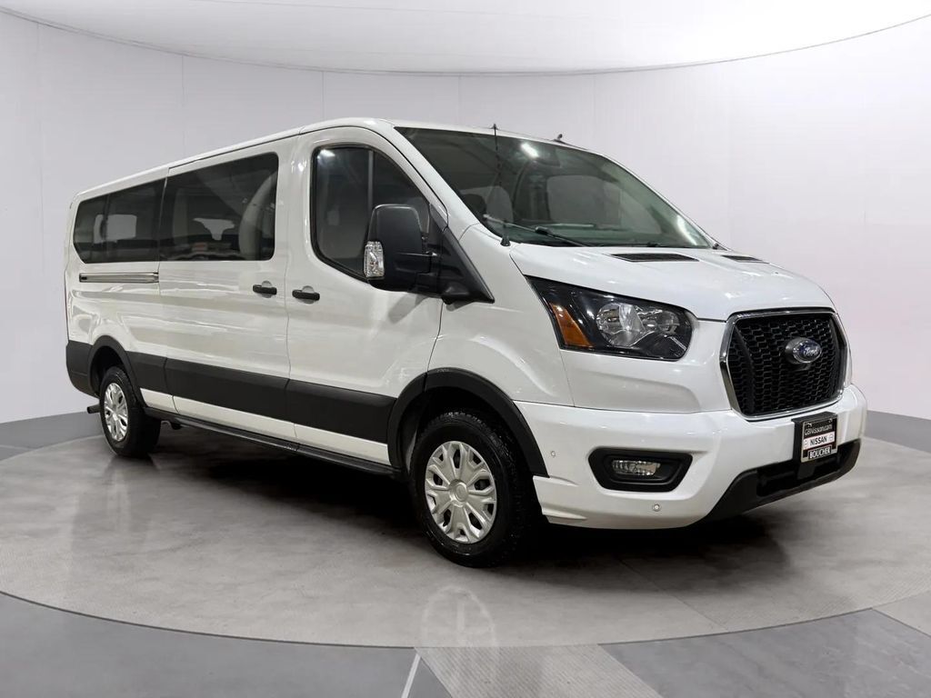 2023 Ford Transit-350 XLT 15 Passanger