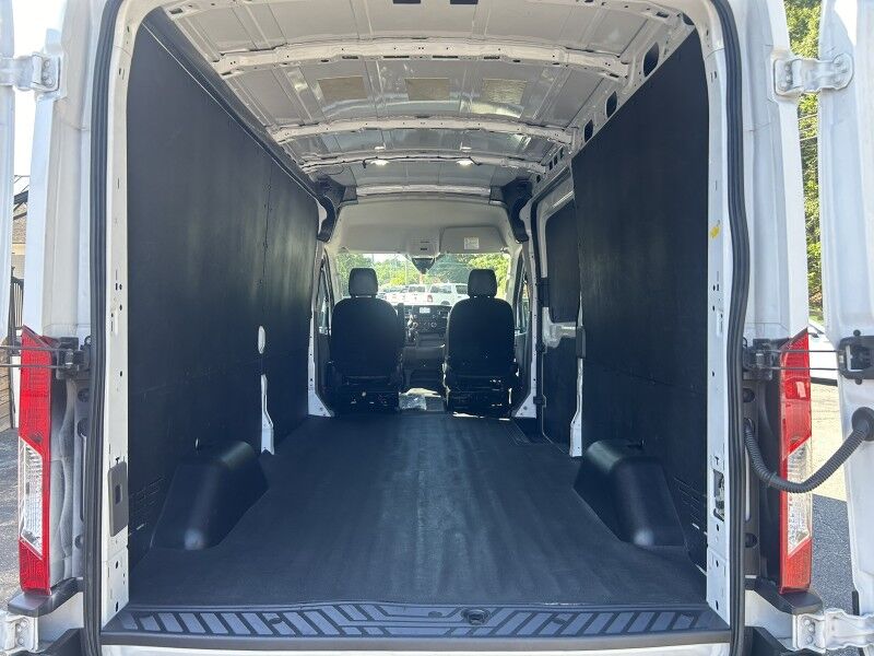 2023 Ford Transit Cargo Van - 1 OWNER - AWD Whitinsville MA 2023 Ford Transit Cargo Van - 1 OWNER - AWD Whitinsville MA