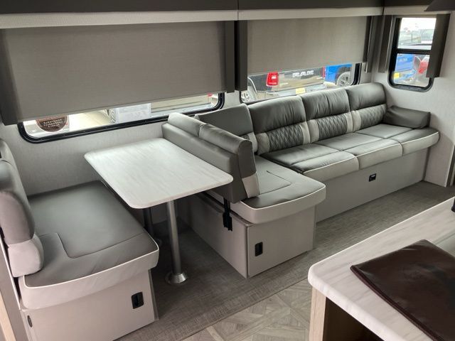 2023 Forest River Wildwood Platinum Watertown SD 2023 Forest River Wildwood Platinum Watertown SD