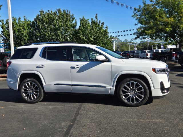 2023 GMC Acadia Denali 2023 GMC Acadia Denali