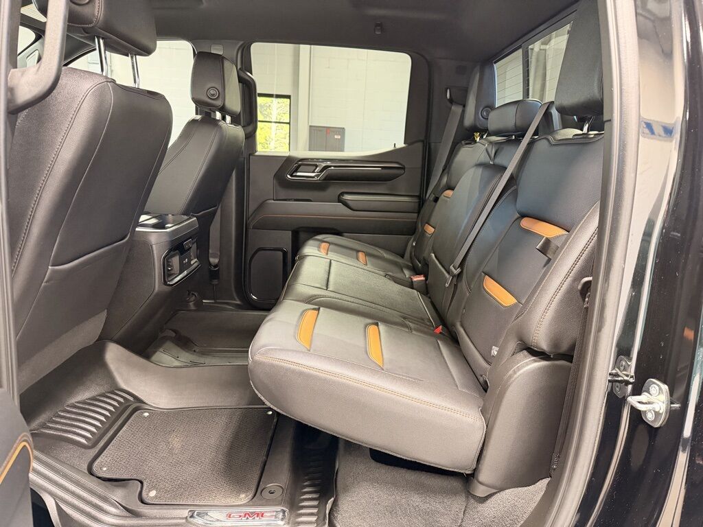 2023 GMC Sierra 1500 4x4 Crew Cab AT4 Minocqua WI 2023 GMC Sierra 1500 4x4 Crew Cab AT4 Minocqua WI