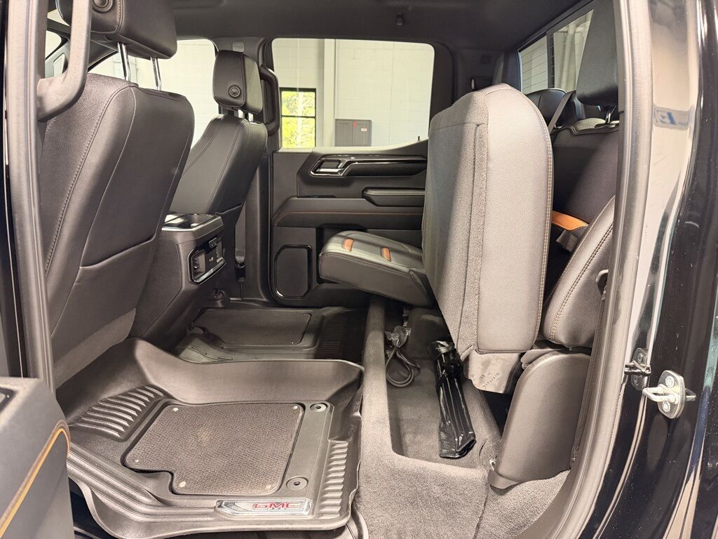 2023 GMC Sierra 1500 4x4 Crew Cab AT4 Minocqua WI 2023 GMC Sierra 1500 4x4 Crew Cab AT4 Minocqua WI