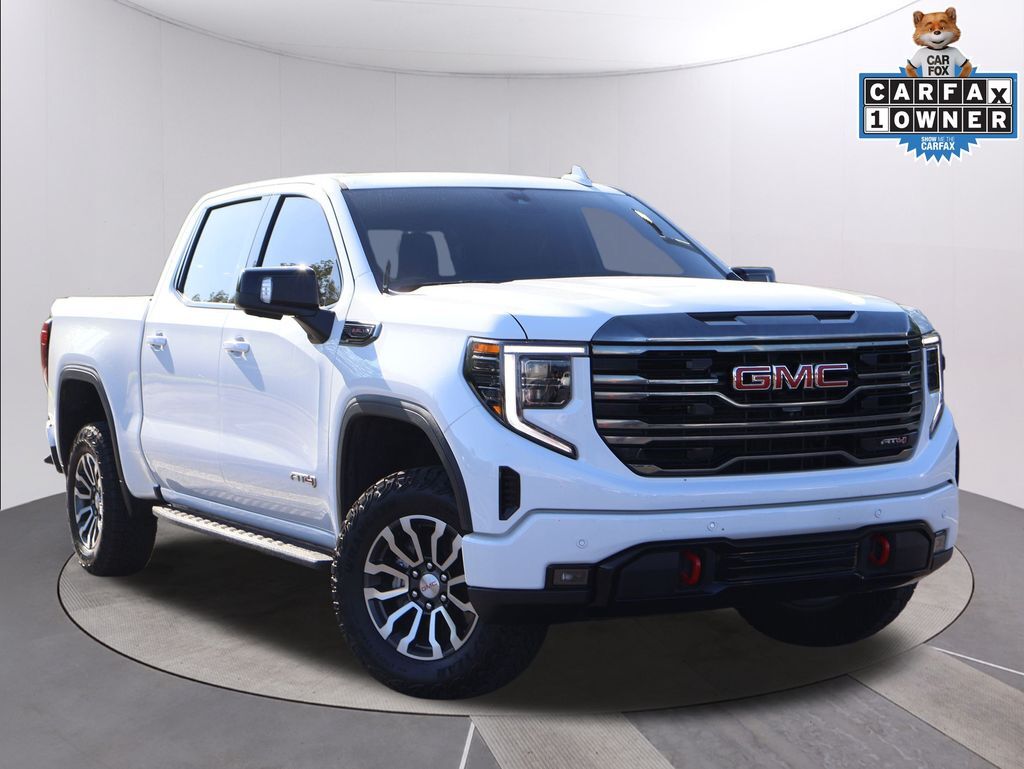 2023 GMC Sierra 1500 AT4