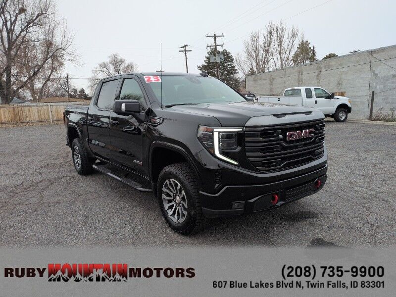 2023 GMC Sierra 1500 AT4's photo
