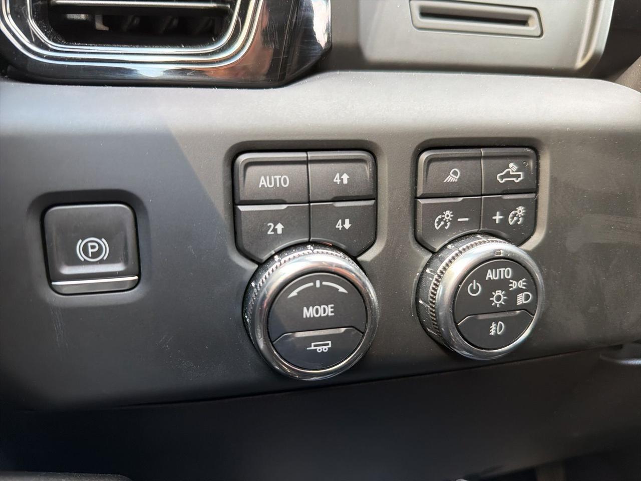 2023 GMC Sierra 1500 AT4 Watertown SD 2023 GMC Sierra 1500 AT4 Watertown SD