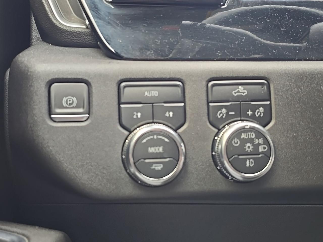 2023 GMC Sierra 1500 Elevation Watertown SD 2023 GMC Sierra 1500 Elevation Watertown SD