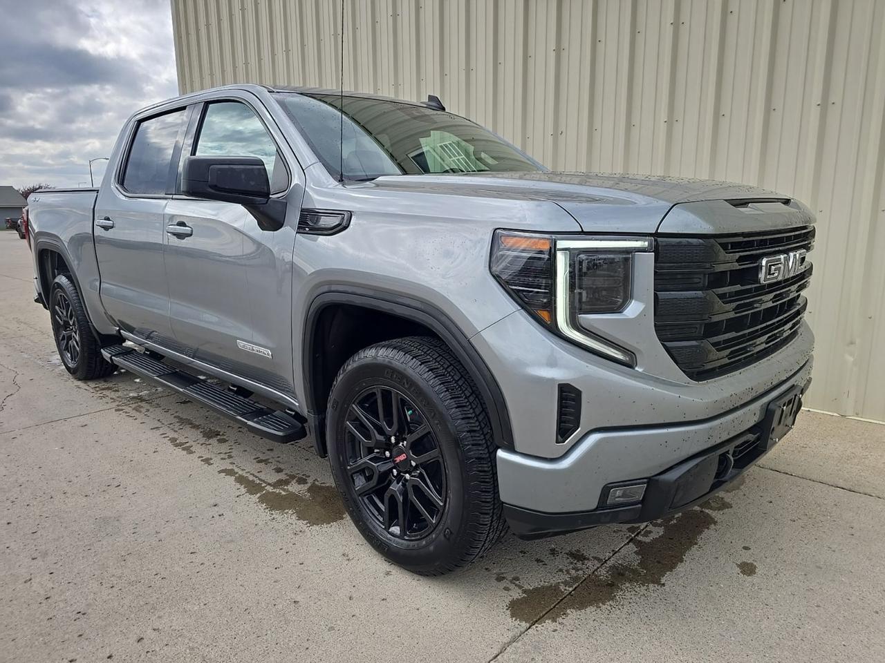 2023 GMC Sierra 1500 Elevation Watertown SD 2023 GMC Sierra 1500 Elevation Watertown SD
