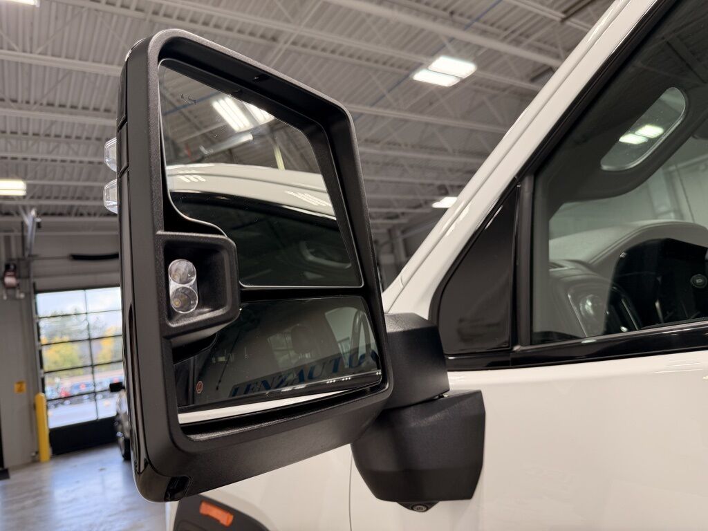 2023 GMC Sierra 2500HD 4x4 Crew Cab AT4 Minocqua WI 2023 GMC Sierra 2500HD 4x4 Crew Cab AT4 Minocqua WI