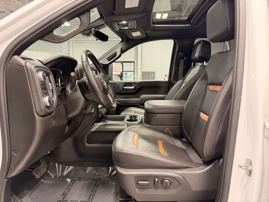 2023 GMC Sierra 2500HD 4x4 Crew Cab AT4 Minocqua WI 2023 GMC Sierra 2500HD 4x4 Crew Cab AT4 Minocqua WI