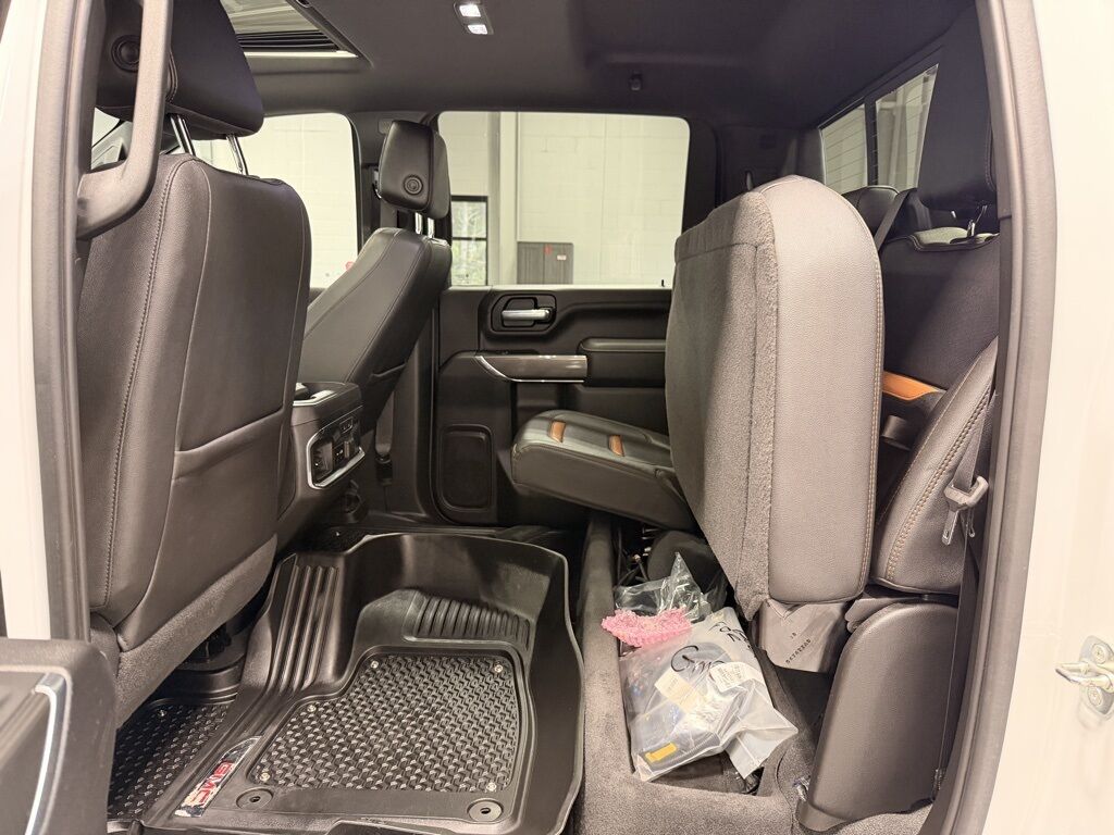 2023 GMC Sierra 2500HD 4x4 Crew Cab AT4 Minocqua WI 2023 GMC Sierra 2500HD 4x4 Crew Cab AT4 Minocqua WI