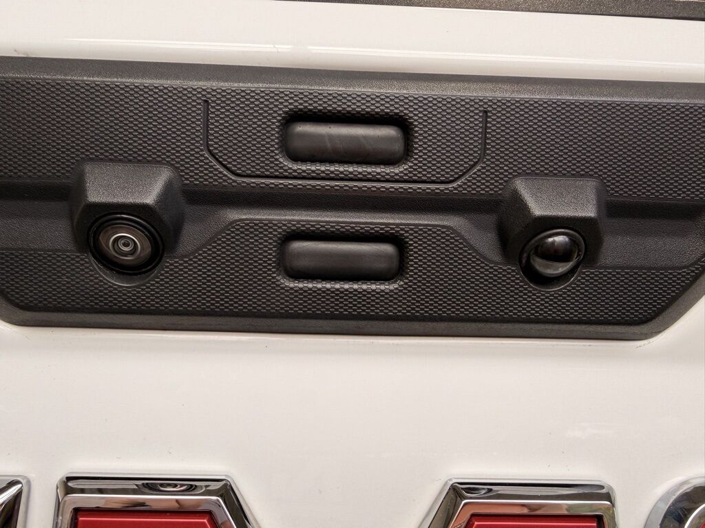 2023 GMC Sierra 2500HD 4x4 Crew Cab AT4 Minocqua WI 2023 GMC Sierra 2500HD 4x4 Crew Cab AT4 Minocqua WI