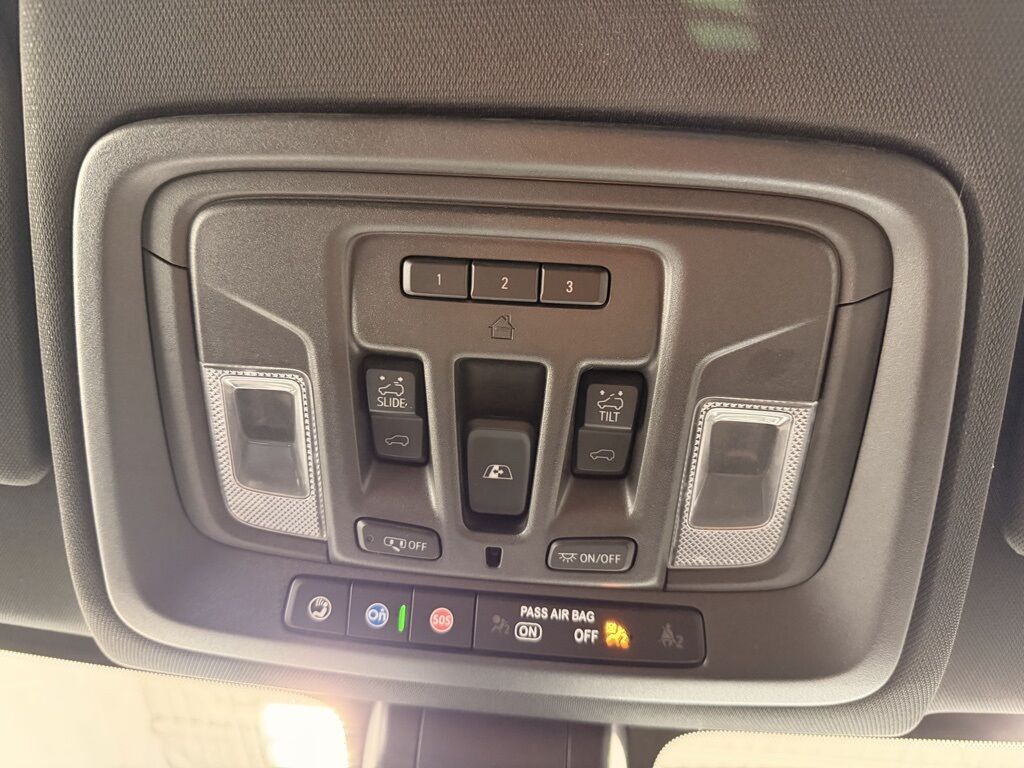 2023 GMC Sierra 2500HD 4x4 Crew Cab AT4 Minocqua WI 2023 GMC Sierra 2500HD 4x4 Crew Cab AT4 Minocqua WI