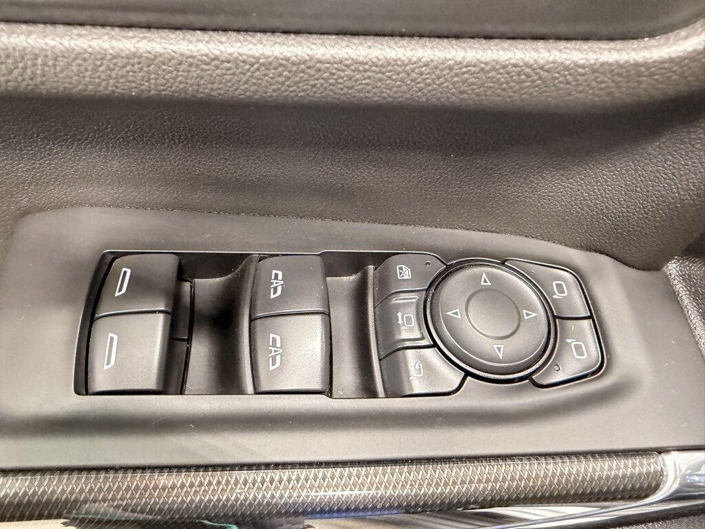 2023 GMC Sierra 2500HD 4x4 Crew Cab AT4 Minocqua WI 2023 GMC Sierra 2500HD 4x4 Crew Cab AT4 Minocqua WI