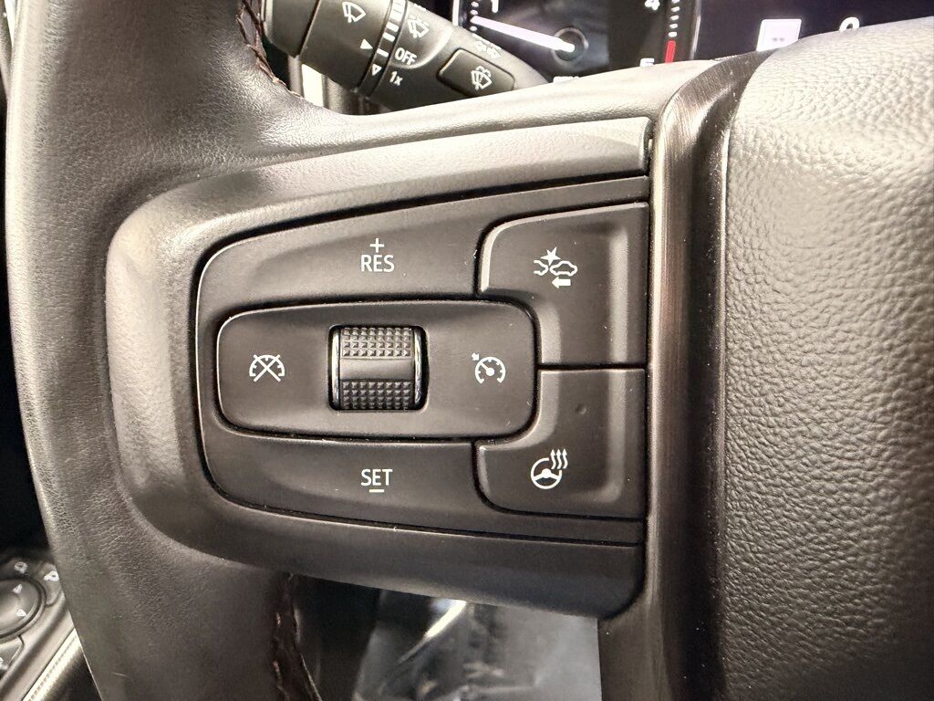 2023 GMC Sierra 2500HD 4x4 Crew Cab AT4 Minocqua WI 2023 GMC Sierra 2500HD 4x4 Crew Cab AT4 Minocqua WI