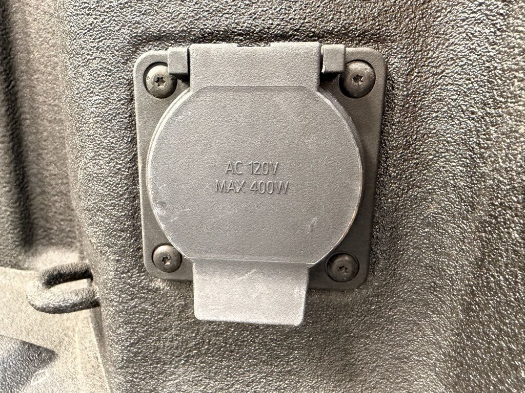 2023 GMC Sierra 2500HD 4x4 Crew Cab AT4 Minocqua WI 2023 GMC Sierra 2500HD 4x4 Crew Cab AT4 Minocqua WI