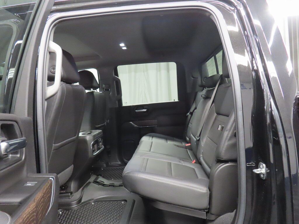 2023 GMC Sierra 2500HD 4x4 Crew Cab Denali Fond du Lac WI 2023 GMC Sierra 2500HD 4x4 Crew Cab Denali Fond du Lac WI