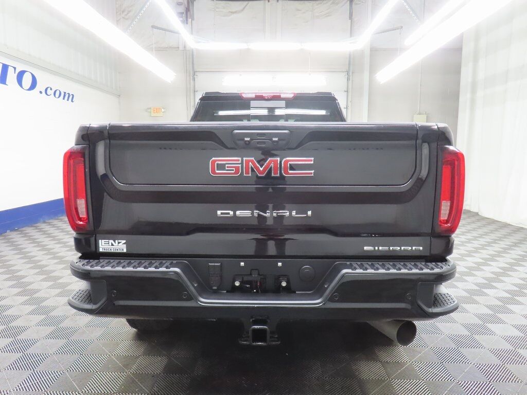 2023 GMC Sierra 2500HD 4x4 Crew Cab Denali Fond du Lac WI 2023 GMC Sierra 2500HD 4x4 Crew Cab Denali Fond du Lac WI