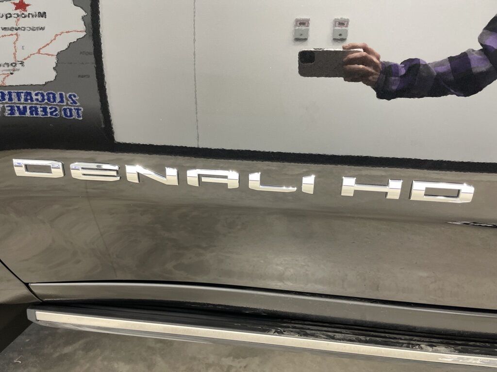 2023 GMC Sierra 2500HD 4x4 Crew Cab Denali Minocqua WI 2023 GMC Sierra 2500HD 4x4 Crew Cab Denali Minocqua WI