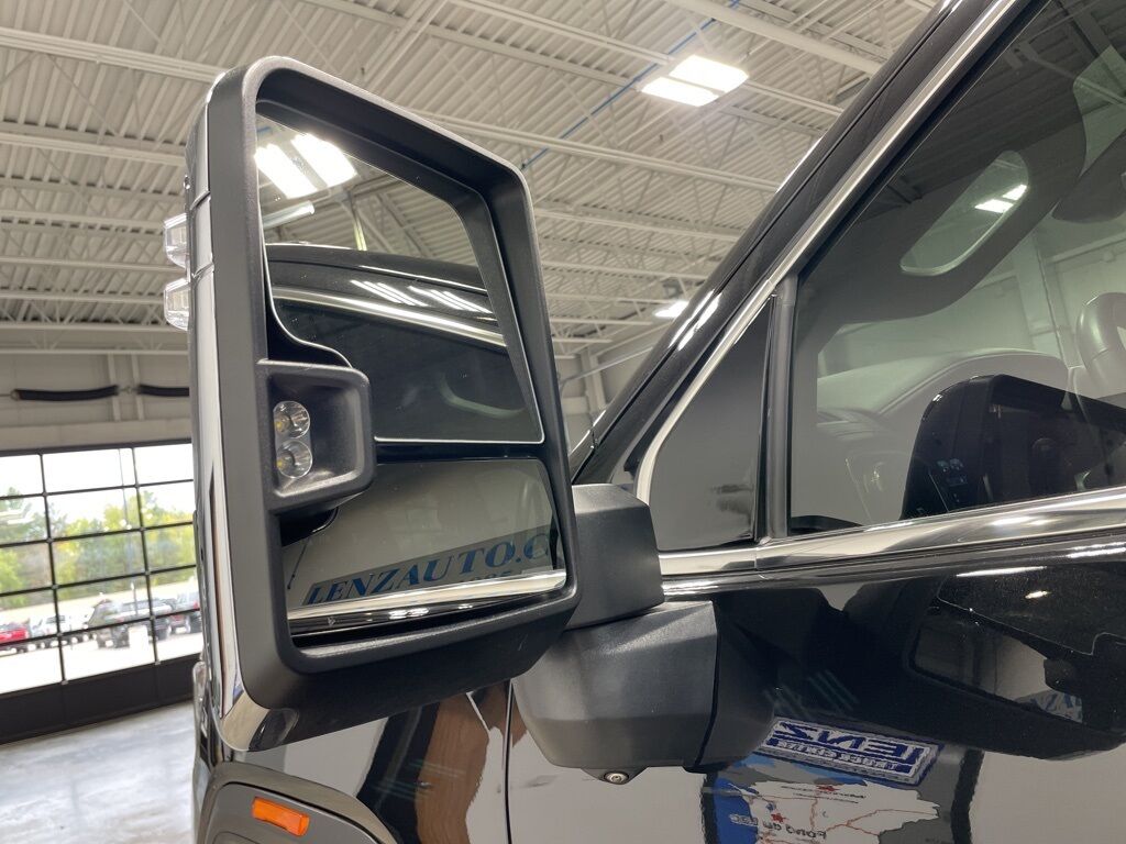 2023 GMC Sierra 2500HD 4x4 Crew Cab Denali Minocqua WI 2023 GMC Sierra 2500HD 4x4 Crew Cab Denali Minocqua WI