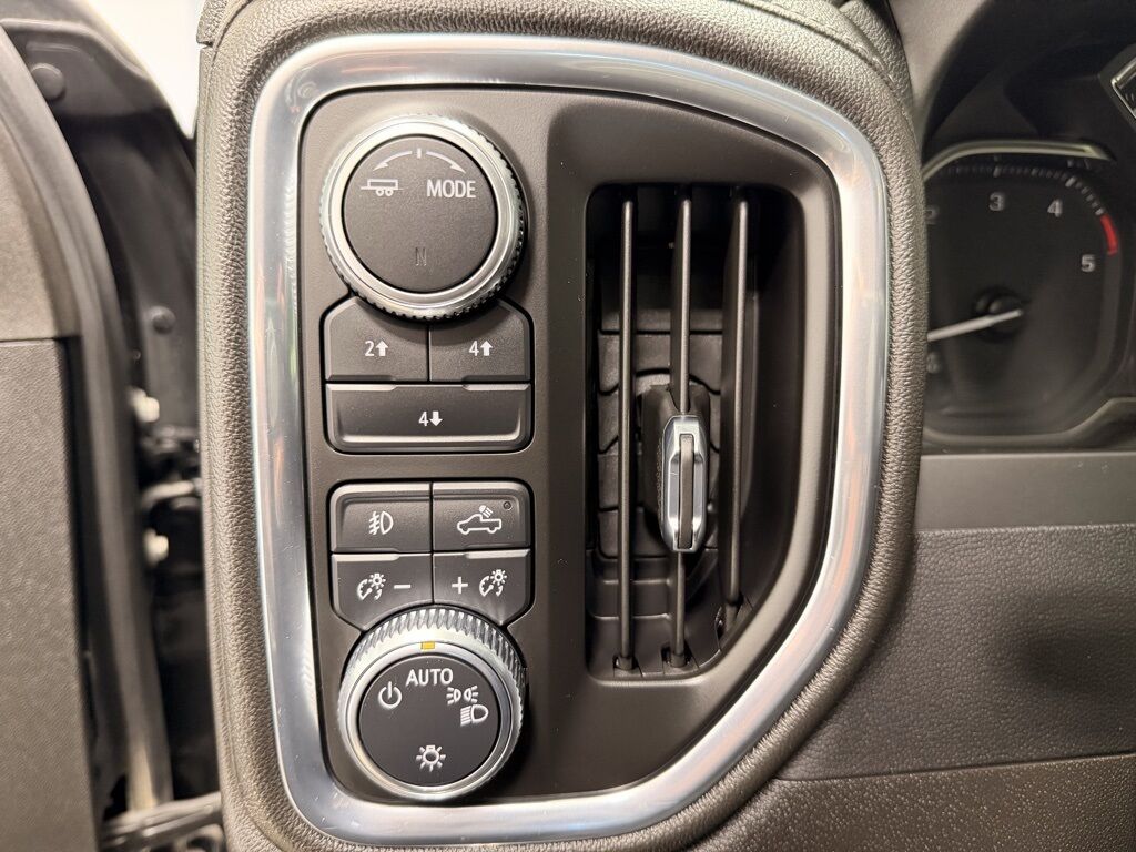 2023 GMC Sierra 2500HD 4x4 Crew Cab SLE Minocqua WI 2023 GMC Sierra 2500HD 4x4 Crew Cab SLE Minocqua WI