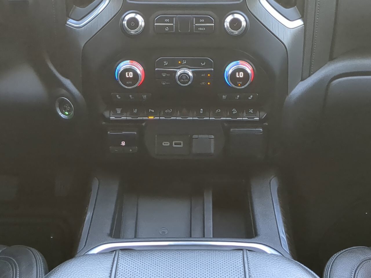 2023 GMC Sierra 2500HD Denali Appleton WI