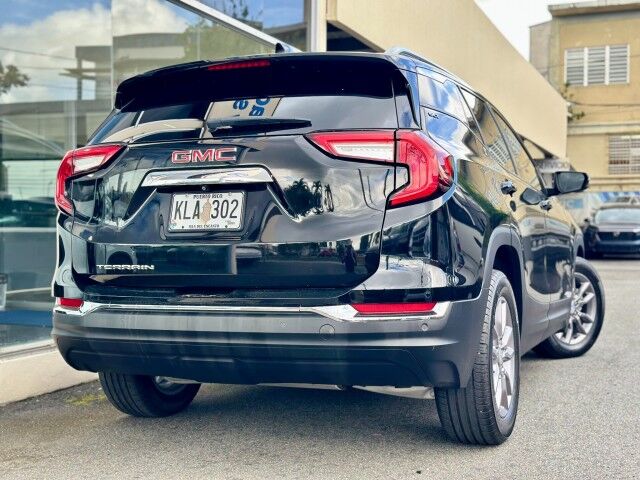 2023 GMC Terrain SLT