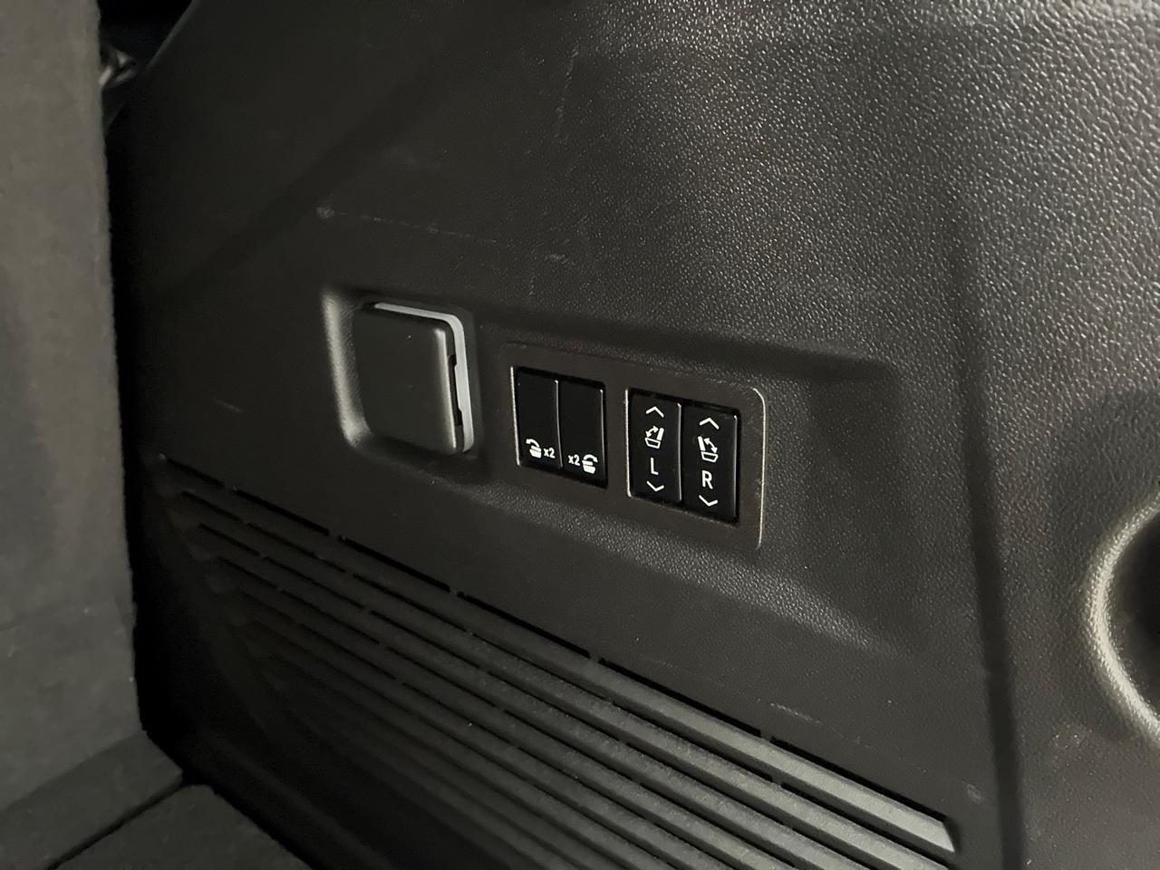 2023 GMC Yukon Denali, Power Boards, Pano Roof, Rear Entertainment Houston TX 2023 GMC Yukon Denali, Power Boards, Pano Roof, Rear Entertainment Houston TX