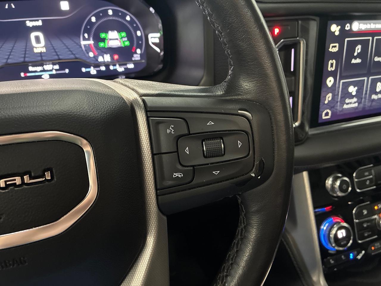 2023 GMC Yukon Denali, Power Boards, Pano Roof, Rear Entertainment Houston TX 2023 GMC Yukon Denali, Power Boards, Pano Roof, Rear Entertainment Houston TX