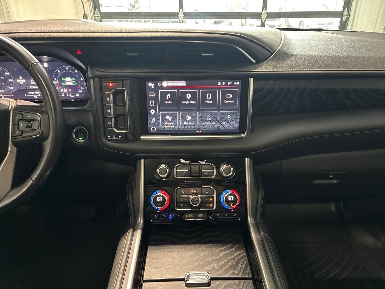 2023 GMC Yukon Denali, Power Boards, Pano Roof, Rear Entertainment Houston TX 2023 GMC Yukon Denali, Power Boards, Pano Roof, Rear Entertainment Houston TX