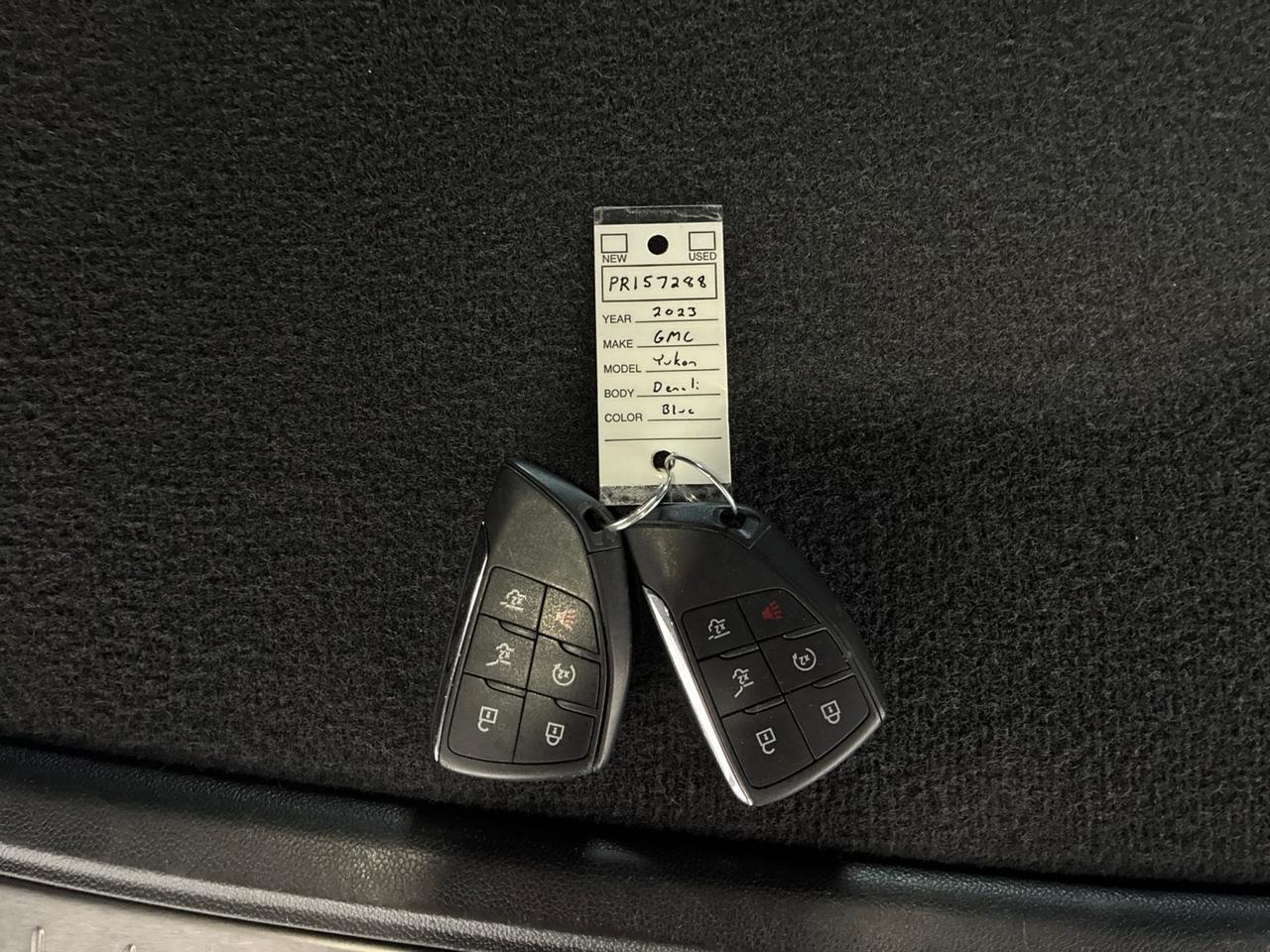 2023 GMC Yukon Denali, Power Boards, Pano Roof, Rear Entertainment Houston TX 2023 GMC Yukon Denali, Power Boards, Pano Roof, Rear Entertainment Houston TX