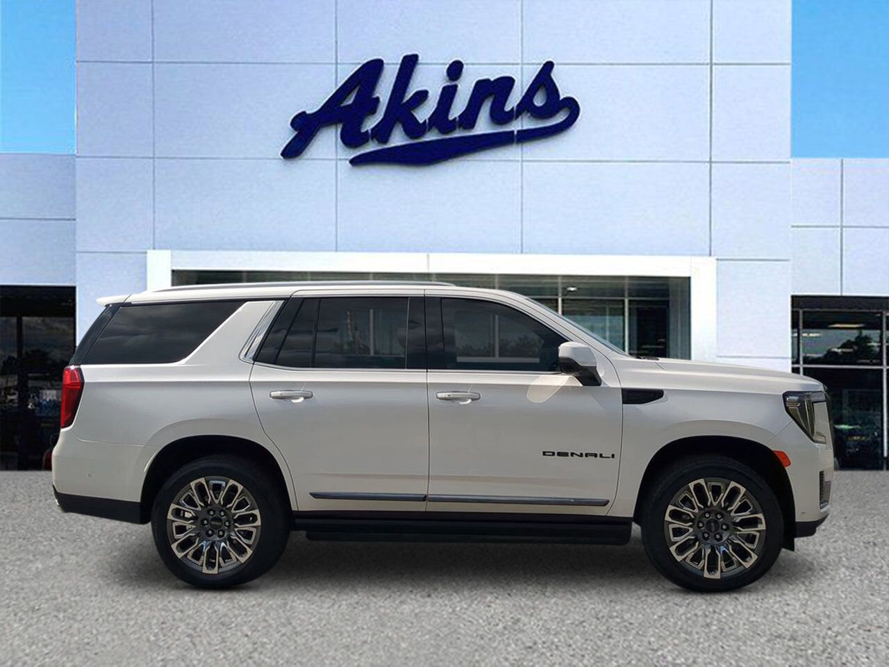 2023 GMC Yukon Denali Ultimate Appleton WI