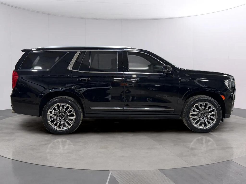 2023 GMC Yukon Denali Ultimate w/Premium Pkg