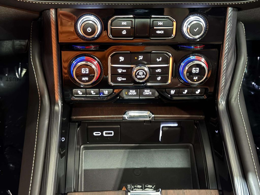 2023 GMC Yukon Denali Ultimate w/Premium Pkg San Clemente CA