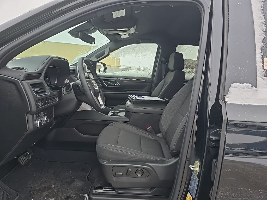 2023 GMC Yukon SLE 4WD Fond du Lac WI 2023 GMC Yukon SLE 4WD Fond du Lac WI