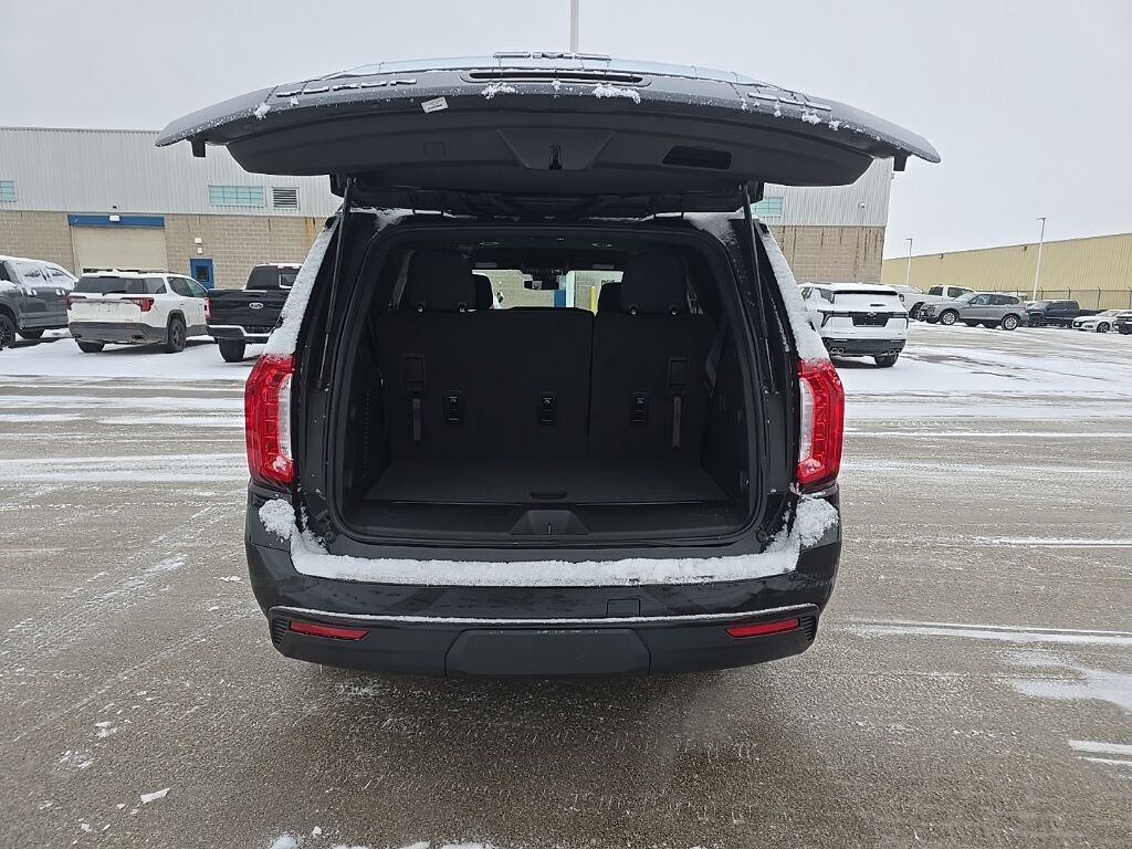 2023 GMC Yukon SLE 4WD Fond du Lac WI 2023 GMC Yukon SLE 4WD Fond du Lac WI
