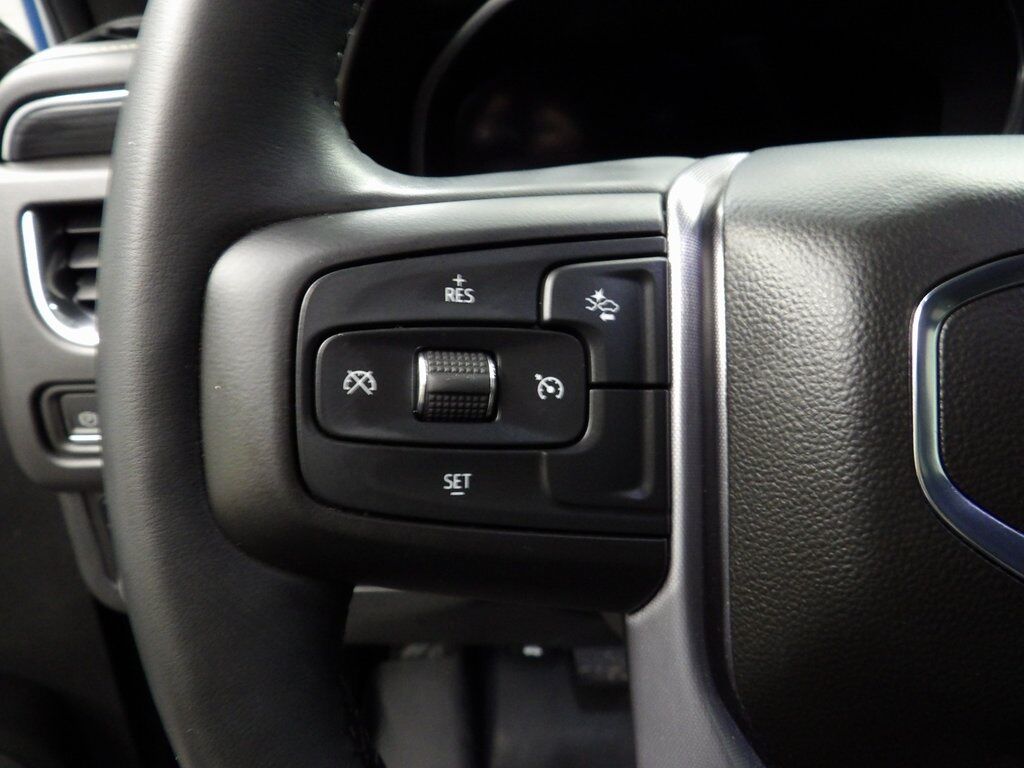 2023 GMC Yukon SLT 4WD Fond du Lac WI