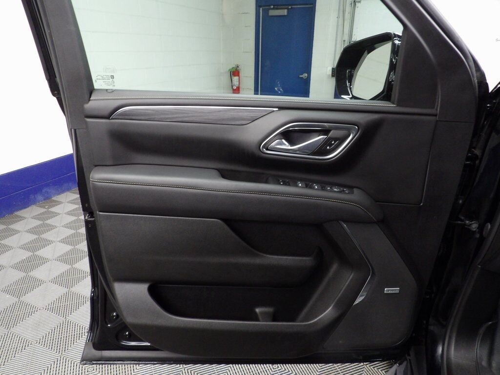 2023 GMC Yukon SLT 4WD Fond du Lac WI