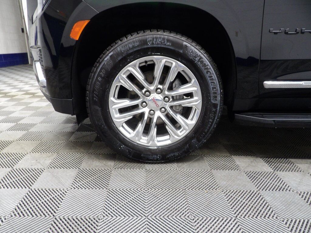 2023 GMC Yukon SLT 4WD Fond du Lac WI
