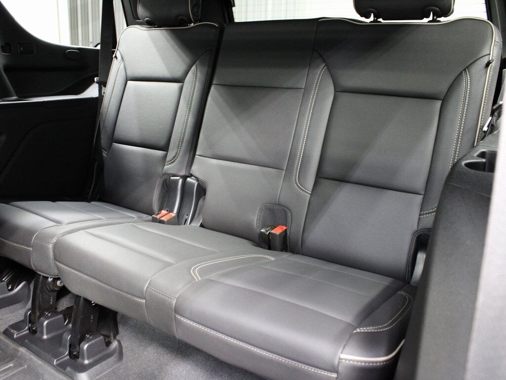 2023 GMC Yukon SLT 4WD Fond du Lac WI 2023 GMC Yukon SLT 4WD Fond du Lac WI