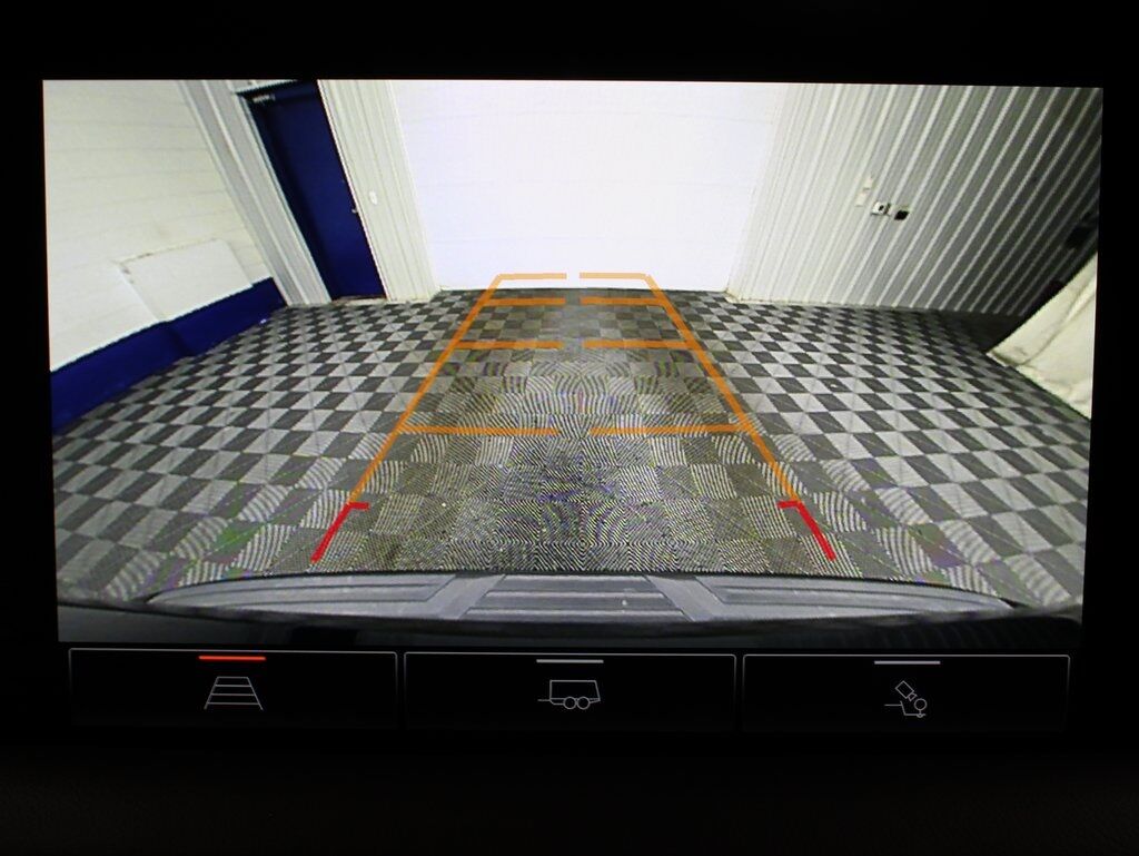 2023 GMC Yukon SLT 4WD Fond du Lac WI 2023 GMC Yukon SLT 4WD Fond du Lac WI